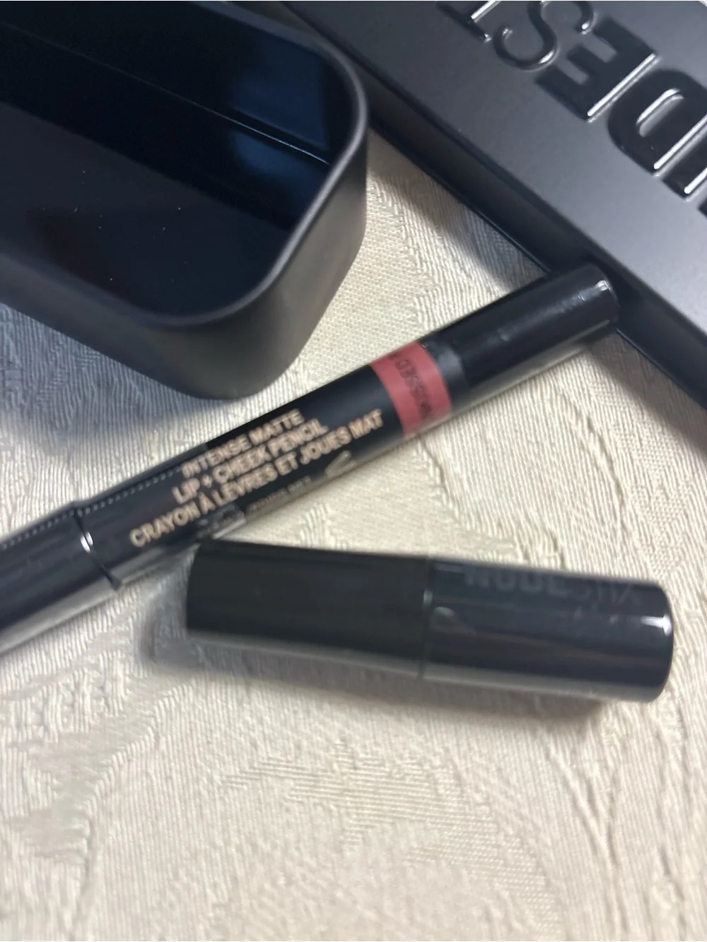 Nudestix Intense Matte Lip & Cheek Pencil Lipstick Sunkissed Pink BNIB